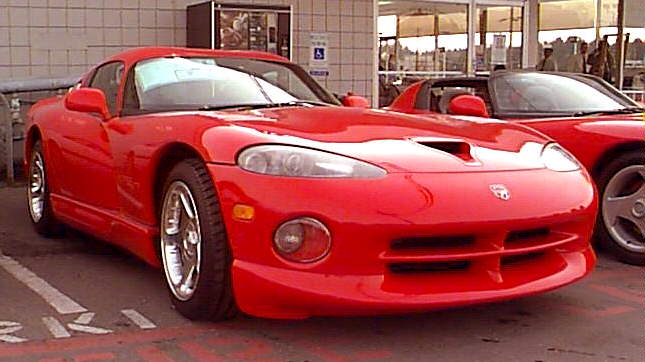 vipervenom1.jpg (41255 bytes)
